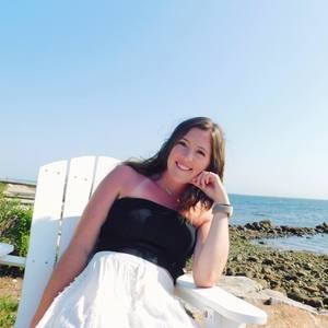 Meet your Posher, Abby